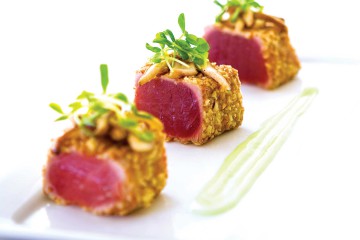 Almond-crusted Tuna